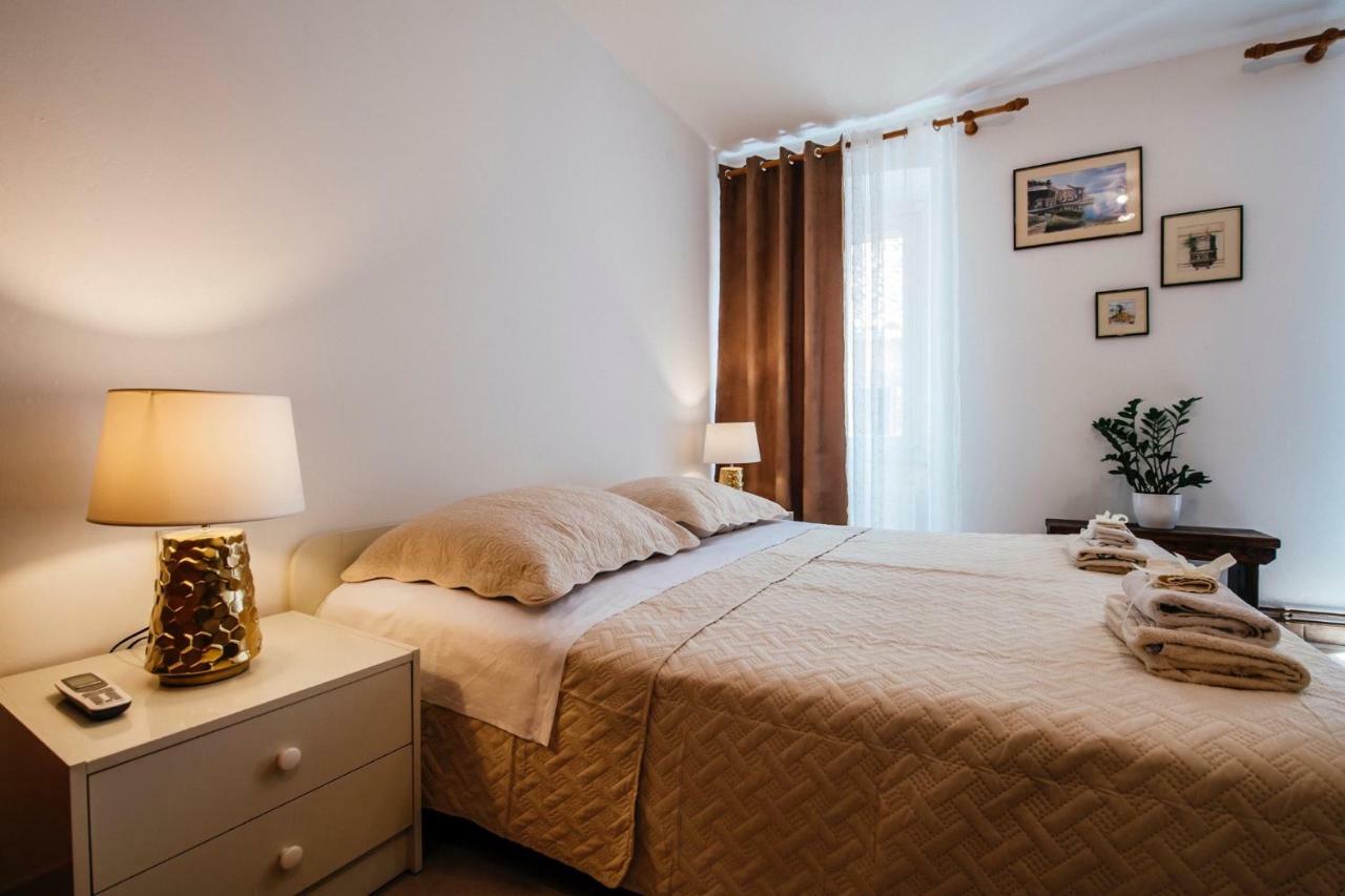Heart Of Town Apartamento Zadar Exterior foto