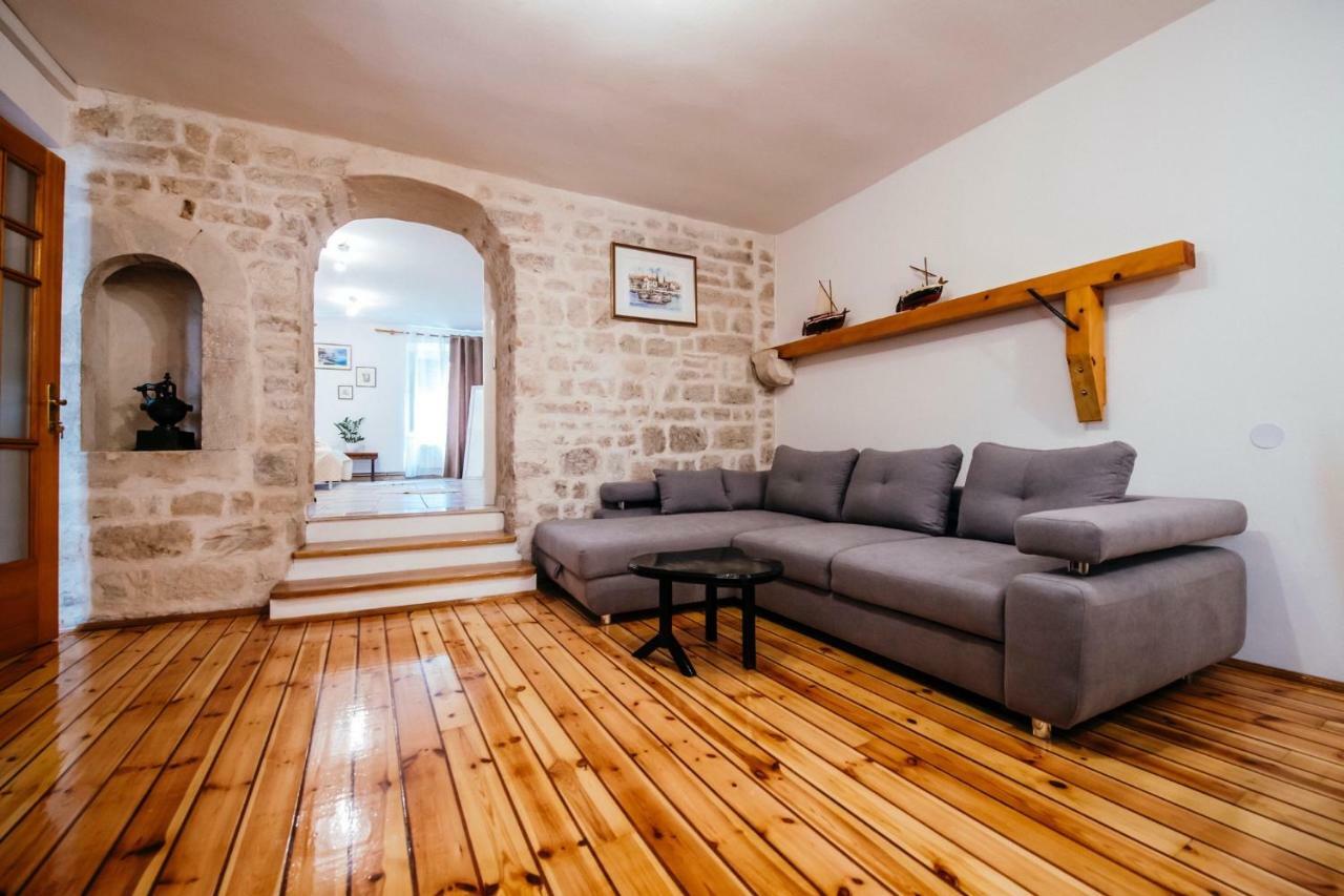 Heart Of Town Apartamento Zadar Exterior foto